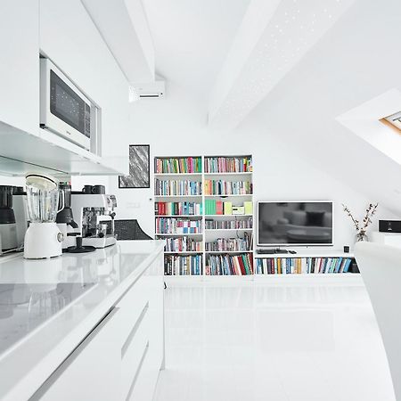 Unique Design Loft In Middle Of Centre Of Old Town With Netflix Leilighet Krasków Eksteriør bilde